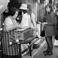 街・散歩～焼き鳥やけたかな