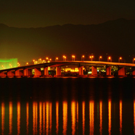 夜の琵琶湖大橋