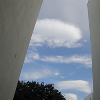 空の向こう側