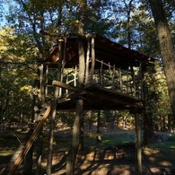 田沢湖キャンプ場のツリーハウス