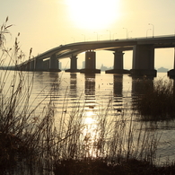 新春の大橋