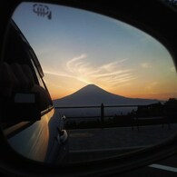 サイドミラー越しの富士山