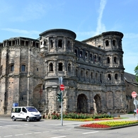 ドイツの旅　世界遺産・古代ローマ遺跡　ポルタ・ニグラ２