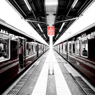 狭き駅