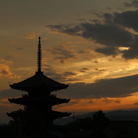 八坂の夕暮れ