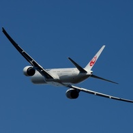JAL 777-300