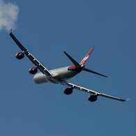 離陸 virgin A340-642