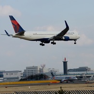 DELTA 767-300 着陸