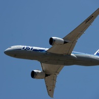 飛び立ち  ANA 787-8 