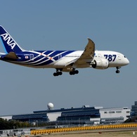 着陸 ANA 787-8