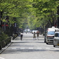 週末、丸の内