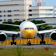 飛び立ち　scoot 777-212