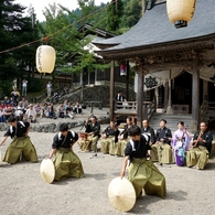 五箇山・麦屋まつり　地主神社奉納「麦屋節」