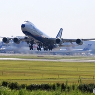 離陸　NCA 747-8KZF
