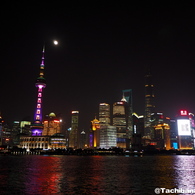 东方明珠和圆月