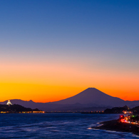 夕暮れの富士山