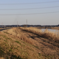 枯色の手賀川