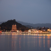 龍虎塔（遠景）