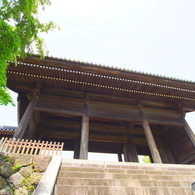 都選定歴史的建造物90 聖将山東郷寺山門(1940年)