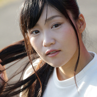 長い髪を