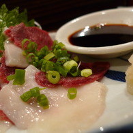 馬刺し