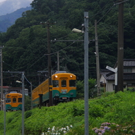 かぼちゃ電車のすれ違い