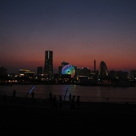 みなとみらいの夕暮れ