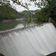白水溜池堰堤
