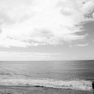 空と海の間で