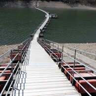 奥多摩湖　浮橋