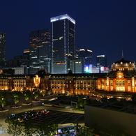 東京駅舎の夜