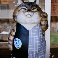 招いて・・・いる？