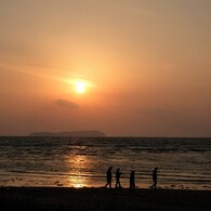 いつまでも夕日を眺めていた･･･