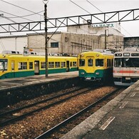 上市駅にて