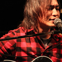 90east LIVE 19/01/2011