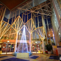 昨夜の駅の中