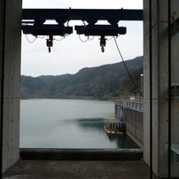 冬の湯の原ダム