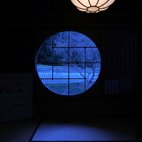 写真句：円窓