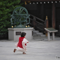 KYOCERA(京セラ)のレンズ Carl Zeiss Sonnar T* 135mm F2.8 (MM) で