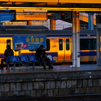 写真指編：駅日暮れ２