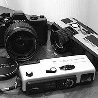 OLYMPUS(オリンパス)のミラーレス一眼OLYMPUS PEN mini E-PM1 で
