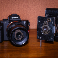 Panasonic H-H025 25mm F1.7 単焦点レンズ 71VjTP3cPnL._UF1000,1000_QL80_.jpg