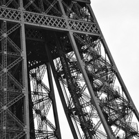 NIKON(ニコン)のレンズ AF-S DX NIKKOR 18-140mm f/3.5-5.6G ED VR で