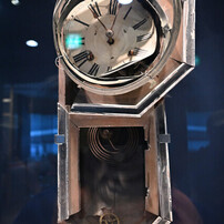 原爆爆破時間で止まった時計