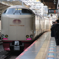 TAMRON(タムロン)のレンズ 18-270mm F/3.5-6.3 Di II VC PZD (Model