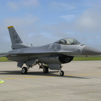 F-16 FightingFalcom