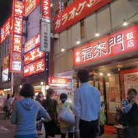 夏至の夜、高円寺で