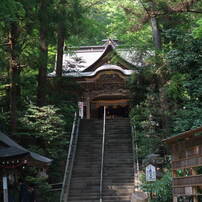 三峰神社と宝登山神社