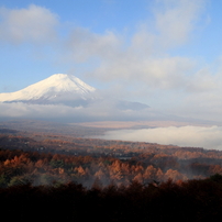 秋の富士山と雲海