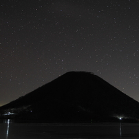 榛名山と星空　１
